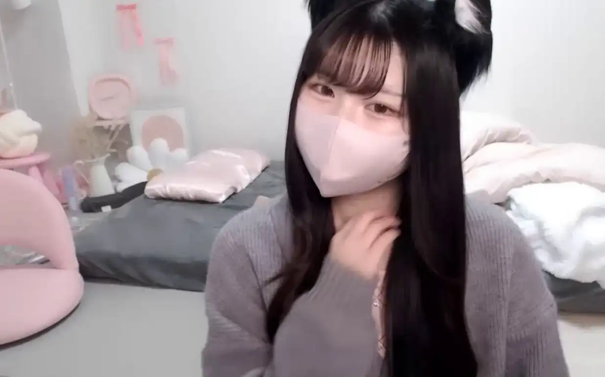 【ストリップチャット】スランプに陥った? moka-neko エロライブ
